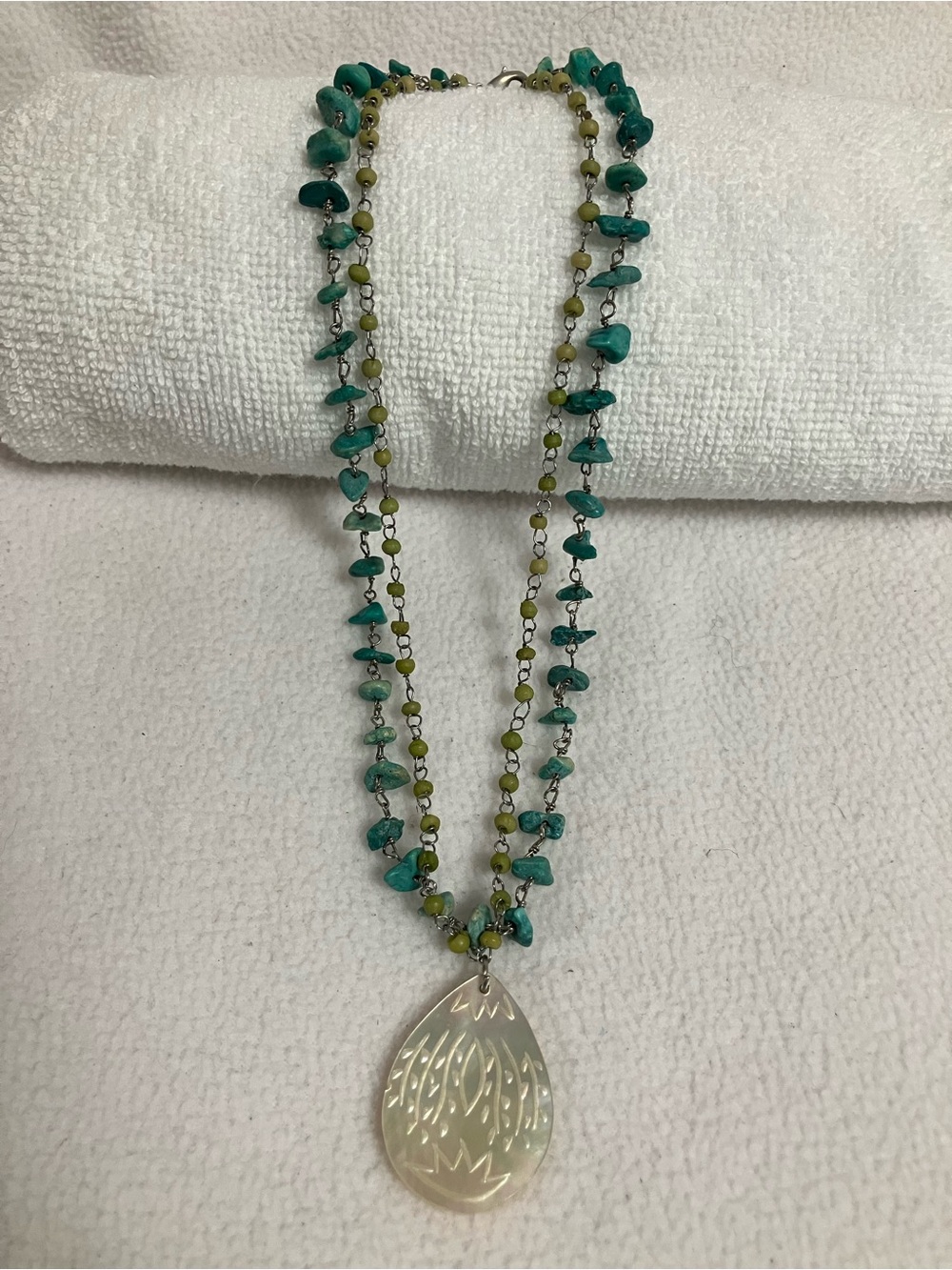 Turquoise Beaded Double-Strand Necklace with Mother-of-Pearl Pendant